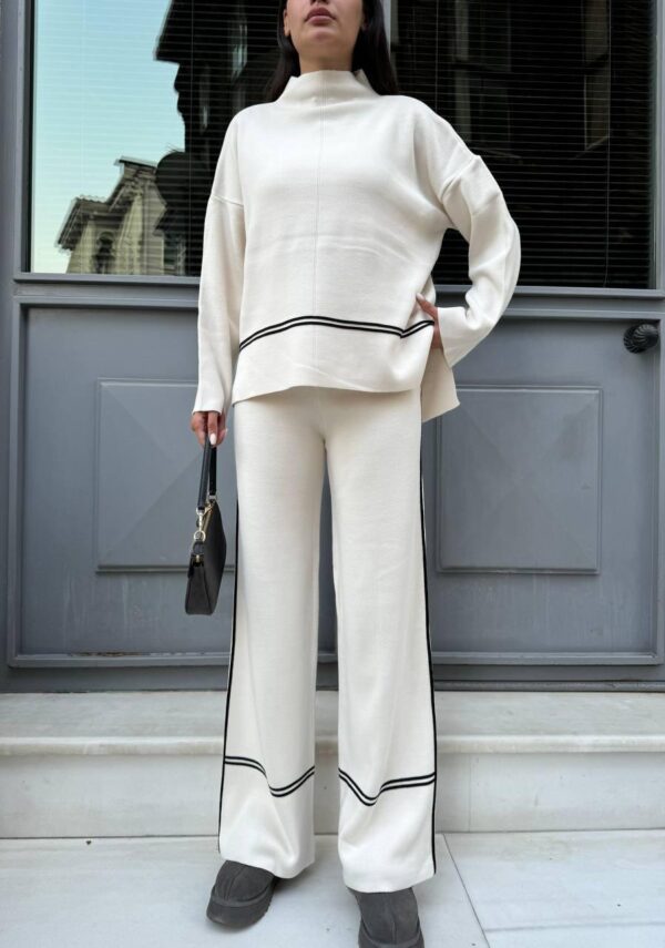 Ensemble en Laine Blanc et Camel – Image 4